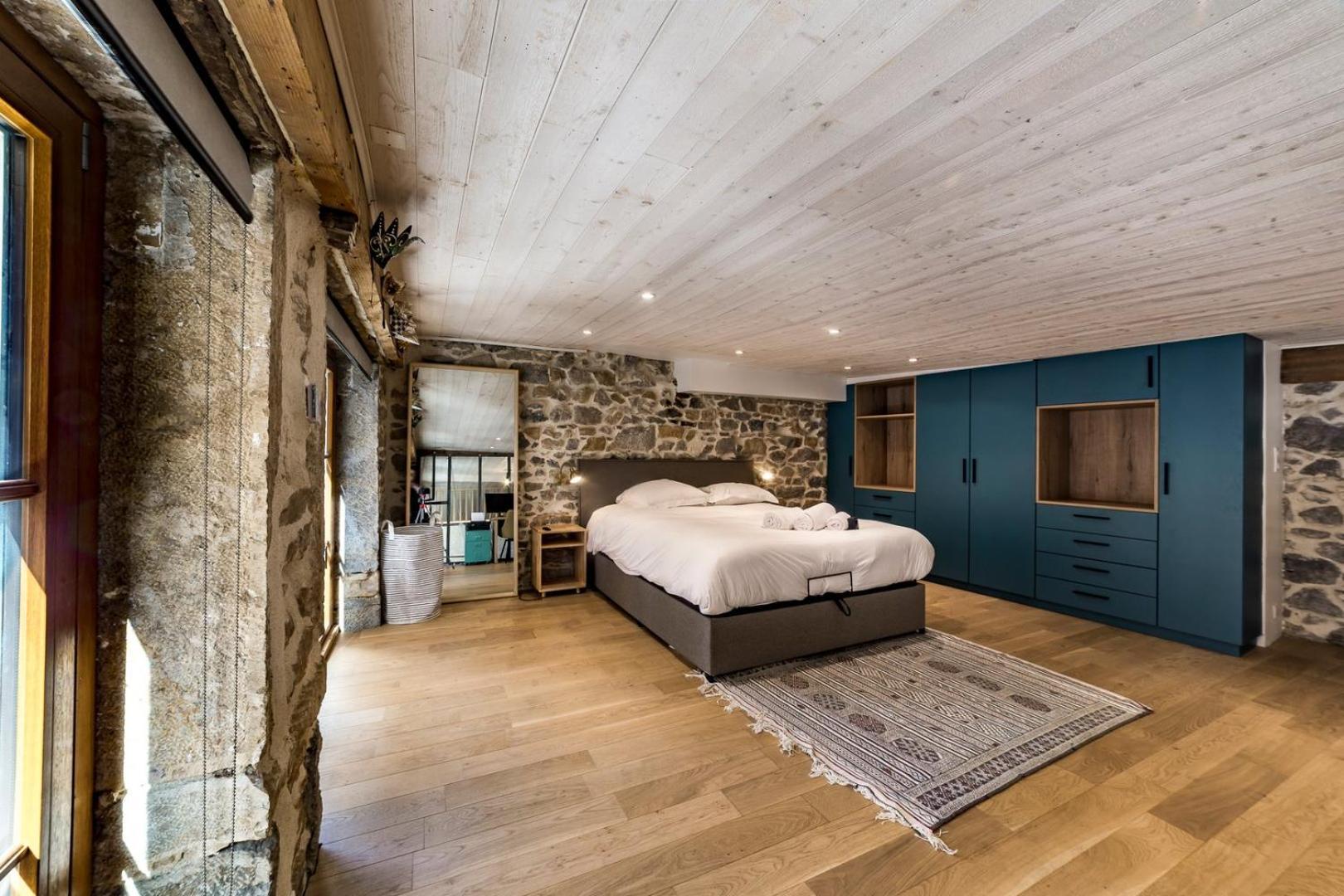 Le Duplex Des Pentes Ail Apartment Lyon Exterior photo