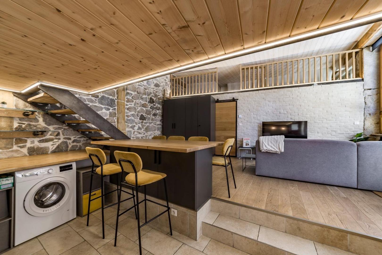 Le Duplex Des Pentes Ail Apartment Lyon Exterior photo