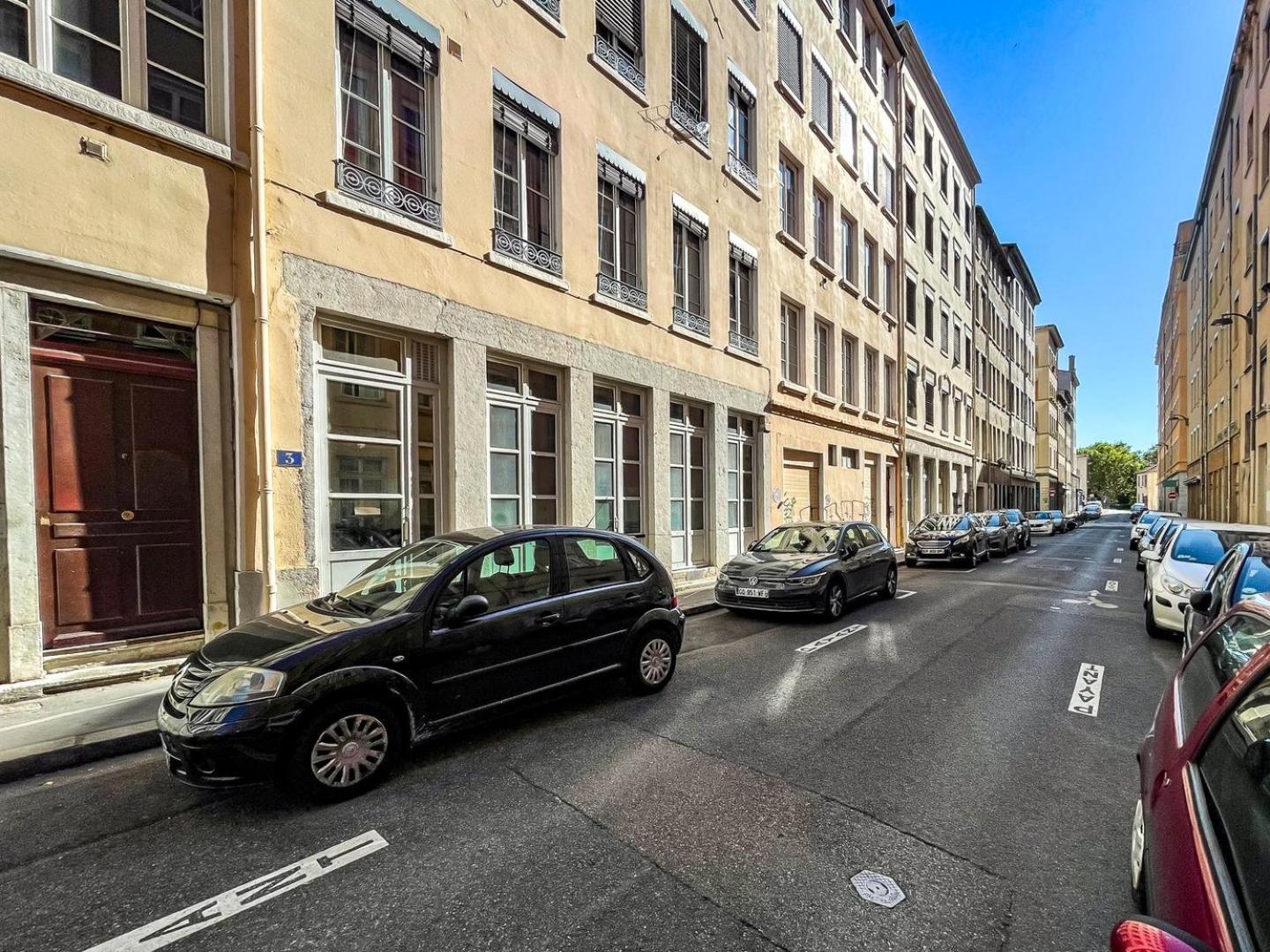Le Duplex Des Pentes Ail Apartment Lyon Exterior photo
